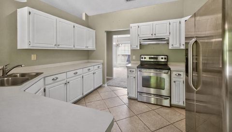 4977 Spencer Oaks Blvd