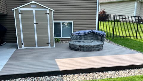 5928 Pinnacle Circle NE