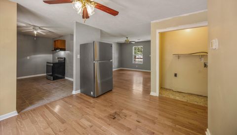 439 Sommerville Ave