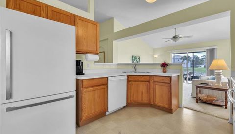 24483 LAKESIDE MANOR