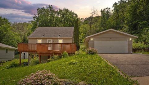 803 Wilkinson Street