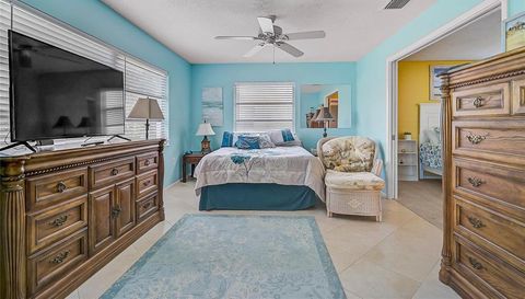 7128 W COUNTRY CLUB DRIVE N