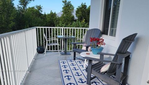 184 Ocean Shores Dr