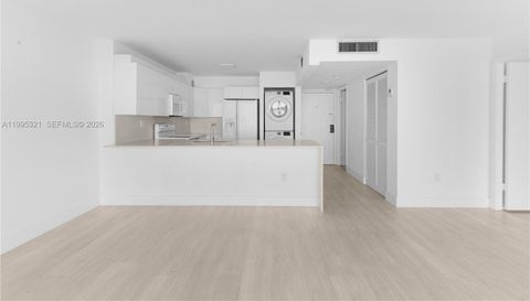 1450 Brickell Bay Dr