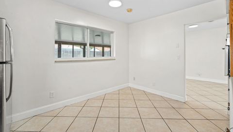 522 Wilshire Dr