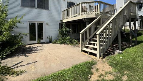 9142 Woodhall Crossing N