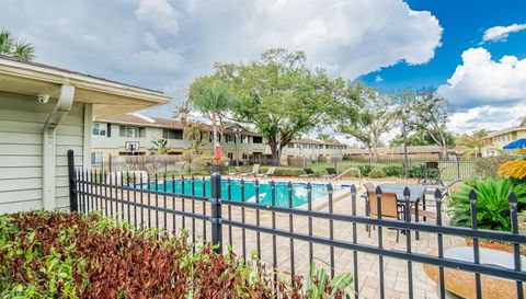 202 Red Maple Pl