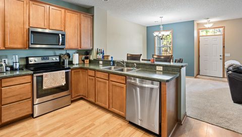 10910 Goodhue Street NE