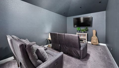 220 Birkshire DR