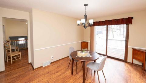 8125 Spring Valley Road