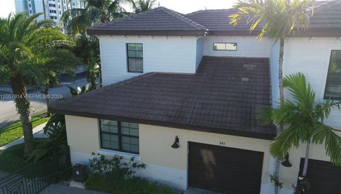 843 Ocean Blvd