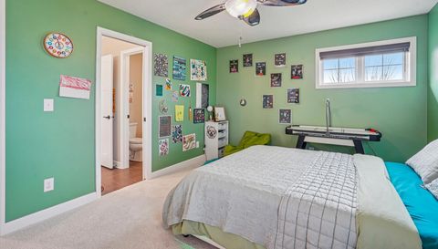 5928 Pinnacle Circle NE