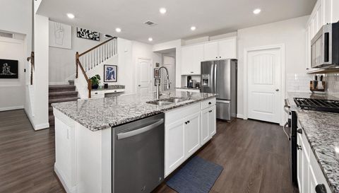 220 Birkshire DR