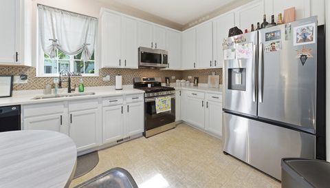 2408 Brush Hill Circle