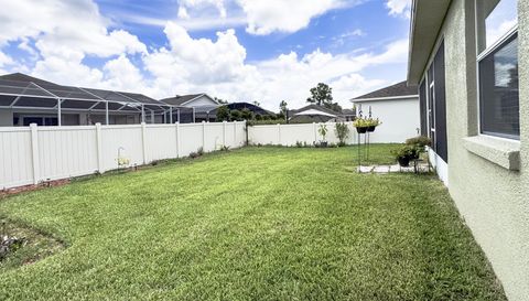 6335 Silver Leaf Ln