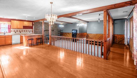 1295 Cattle Ridge Rd