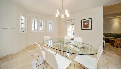 1413 Sunset Harbour Dr