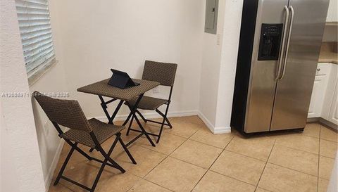 3600 Oaks Clubhouse Dr