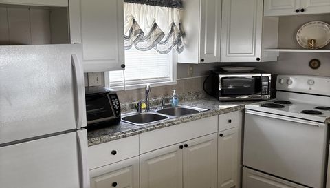 29250 Us Highway 19 N UNIT 200