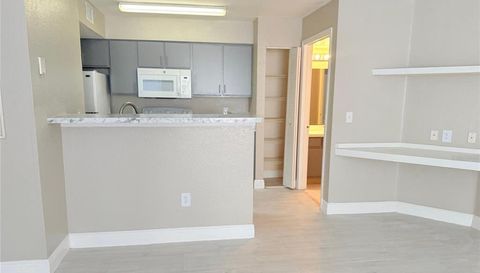 2214 GRAND CAYMAN COURT