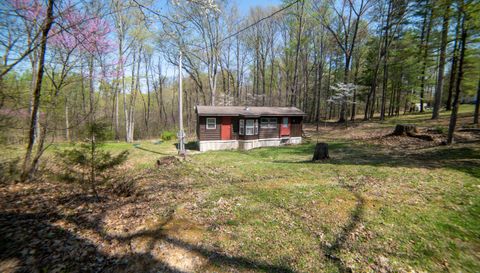 1423 N Lawrence Hollow Dr