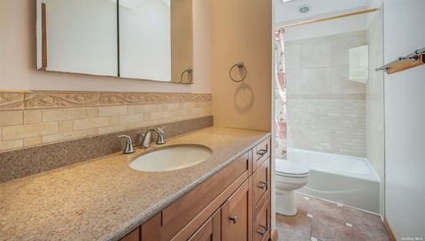 28 Bayview Dr