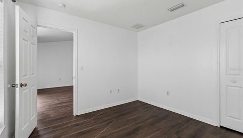 7643 WEEHAWKEN DRIVE