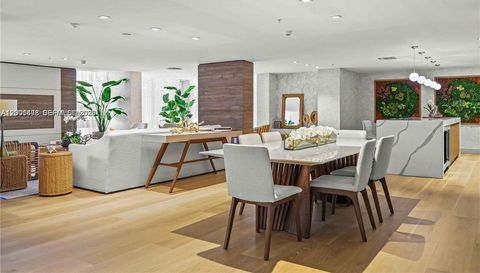 9521 E Bay Harbor Dr