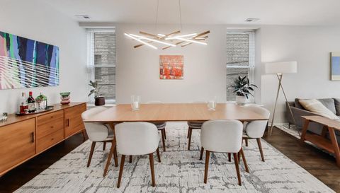 1214 W Webster Avenue