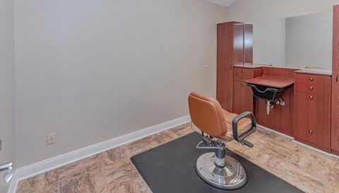 127 S Sacramento Street