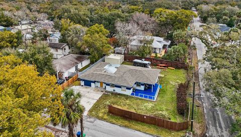 1102 E River Cove St