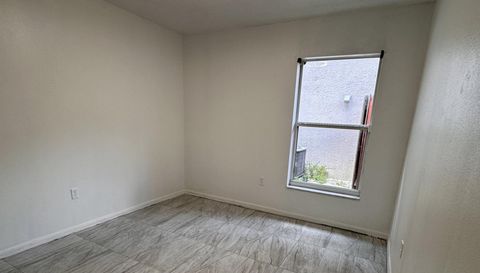 4502 Philadelphia Cir
