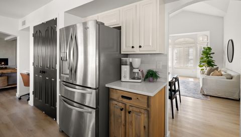 1645 Playa Del Sol St