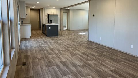 6008 Apple Wyrick Rd