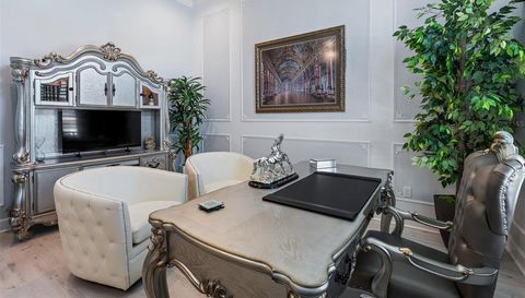 241 CONSERVATORY DRIVE