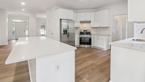 3560 Rosewicke Dr Cumming