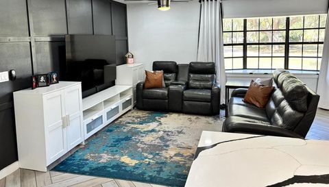 1800 GRANADA BOULEVARD