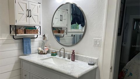 243 S CENTRAL AVENUE