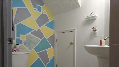 10740 KEYS GATE DRIVE