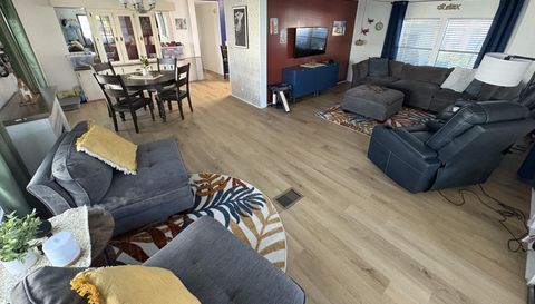 6028 Torrey Pines Dr