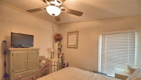 447 VILLAGE CIRCLE SW