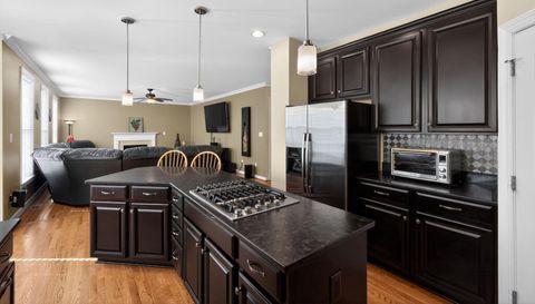 12101 Golden Aster Terrace