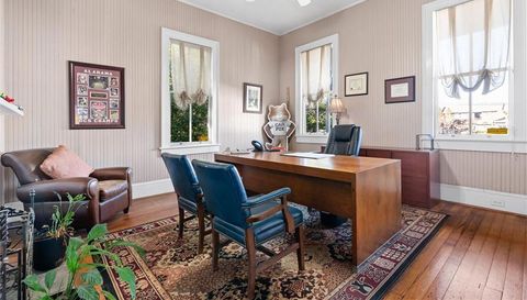 3251 Cottage Hill