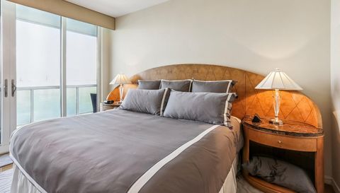 1800 Sunset Harbour Dr