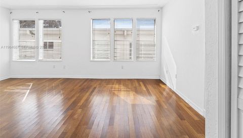 1027 Pennsylvania Ave