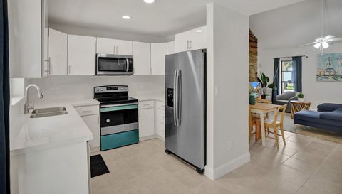 3530 Chatelaine Blvd