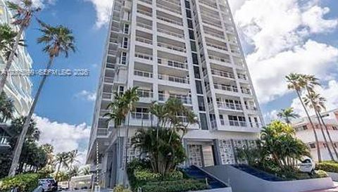 9341 Collins Ave