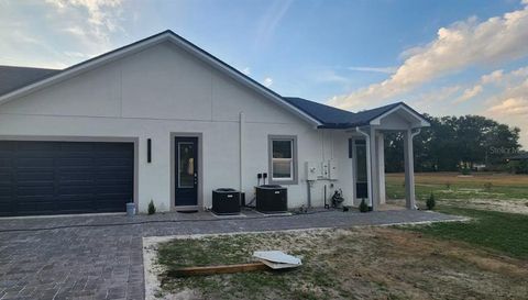 4210 THONOTOSASSA ROAD