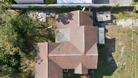 1508 W River Shore Way