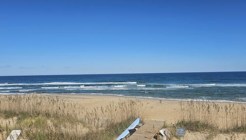 1817 N Virginia Dare Trail